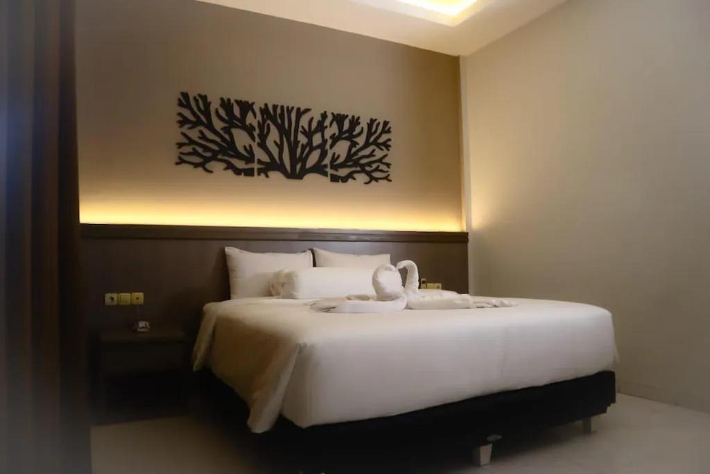 Front One Resort Indraloka Temanggung Экстерьер фото