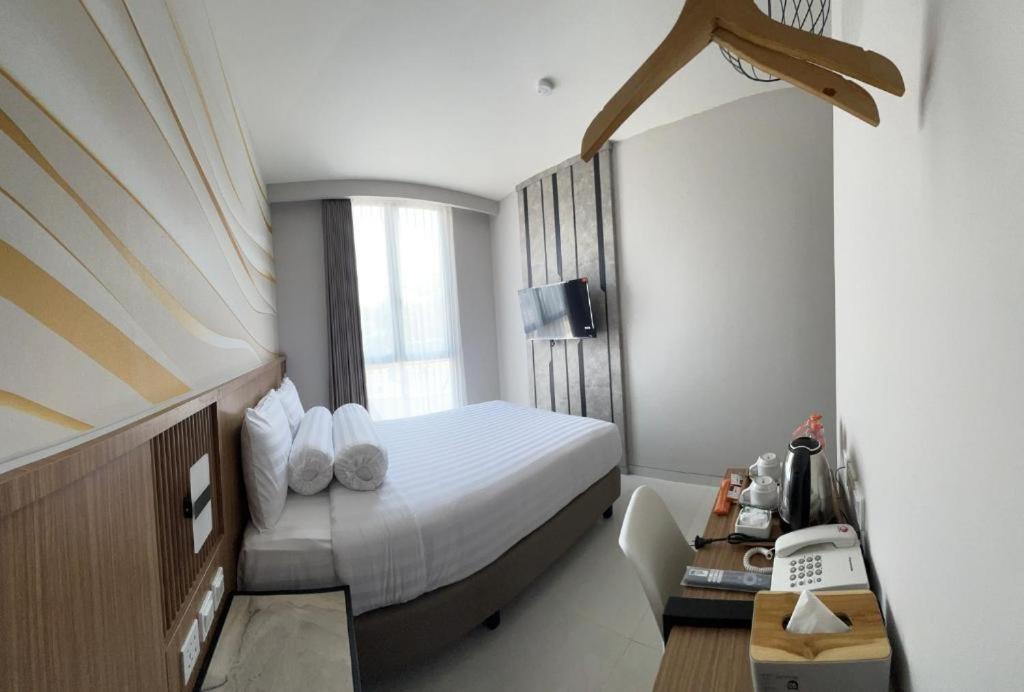 Front One Resort Indraloka Temanggung Экстерьер фото